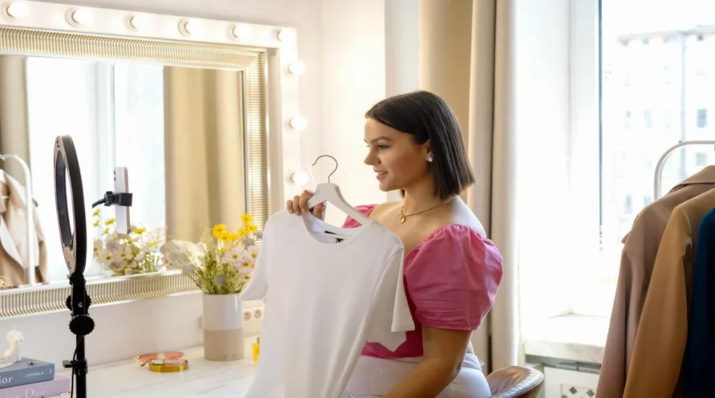 wardrobe tips showing how one clothing piece can work in multiple outfits