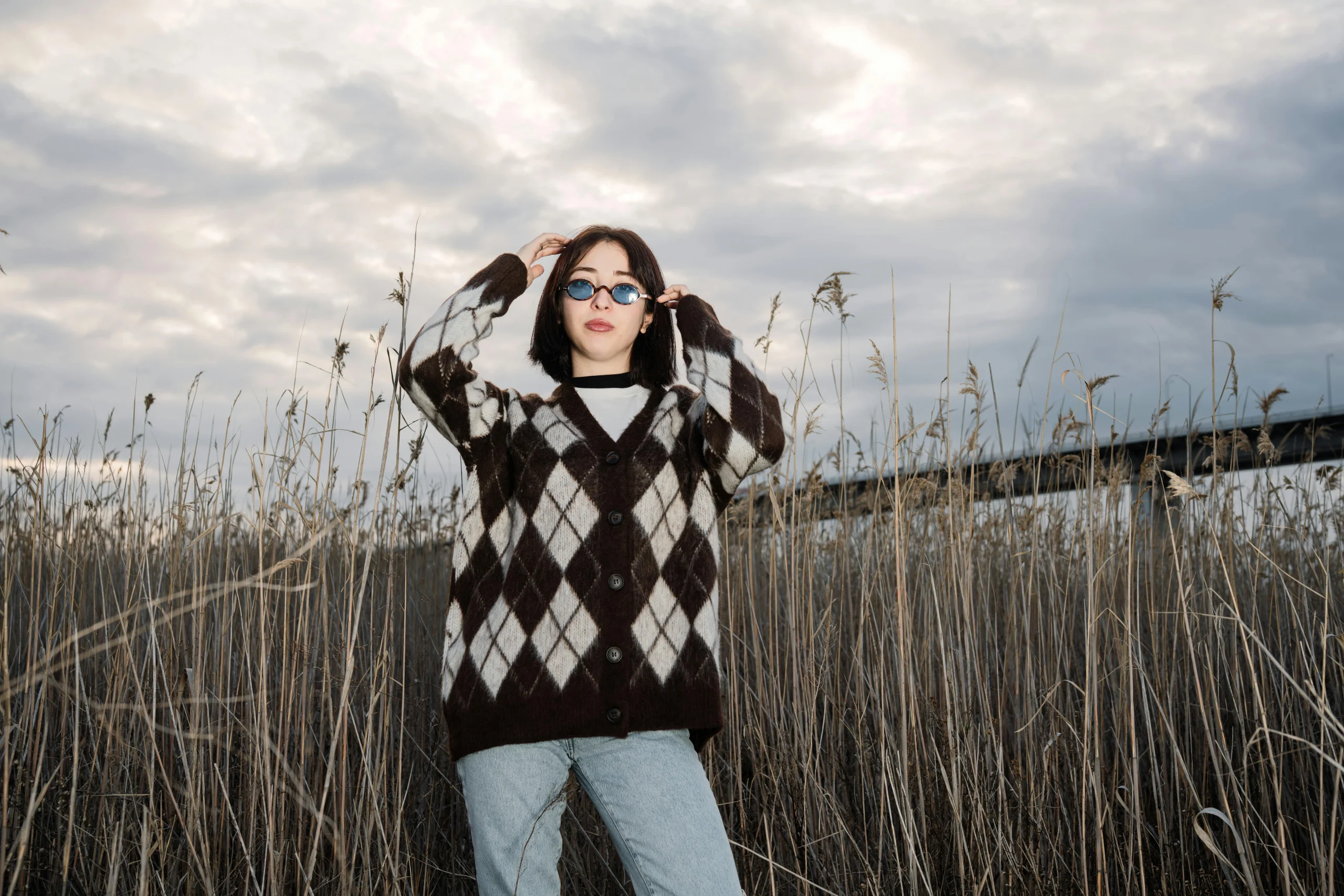 Why Seasonal Looks Work Better When Layers Do Most of the Work