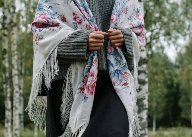 7 Seasonal Looks Myths That Can Make Transitional Dressing Harder Than It Needs to Be