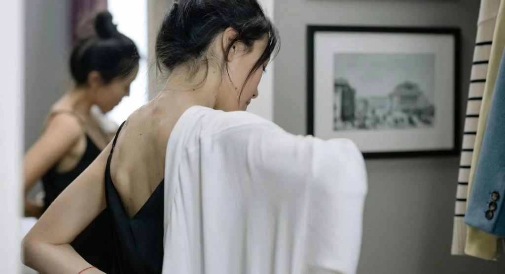 Woman wearing a simple yet stylish outfit