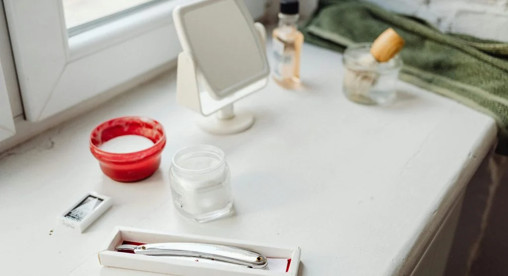 Clean grooming tools for beauty and hygiene