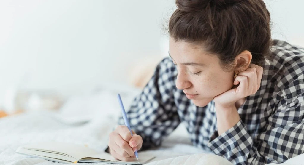 Comparison of a complex morning routine with a simple daily plan