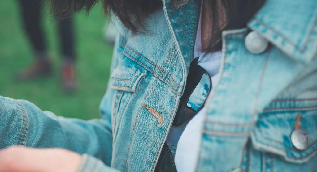 Updated bag shapes improving a simple denim-and-shirt everyday outfit