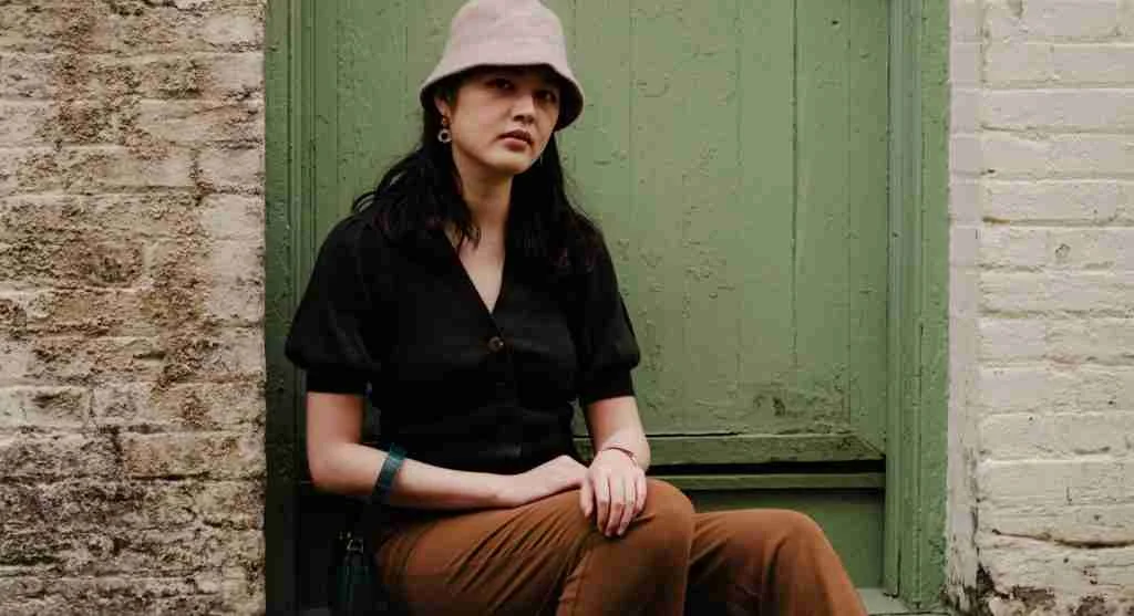Why Softer Waist Emphasis Is Becoming a More Wearable Trend in Everyday Outfits