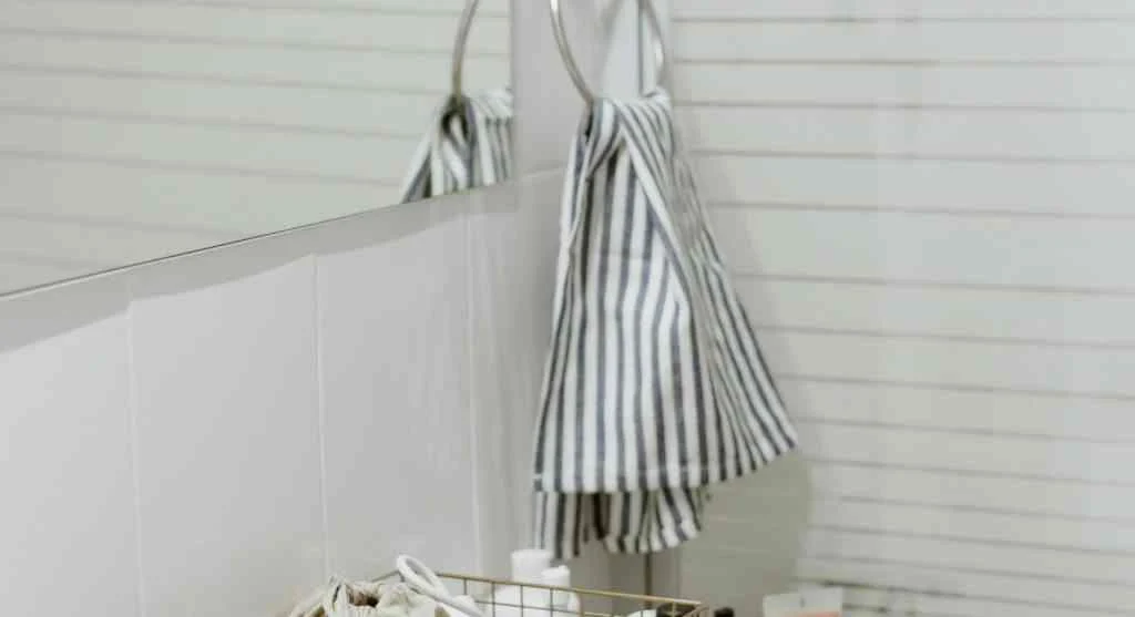 End-of-routine reset zone compared with a bathroom counter left cluttered after use