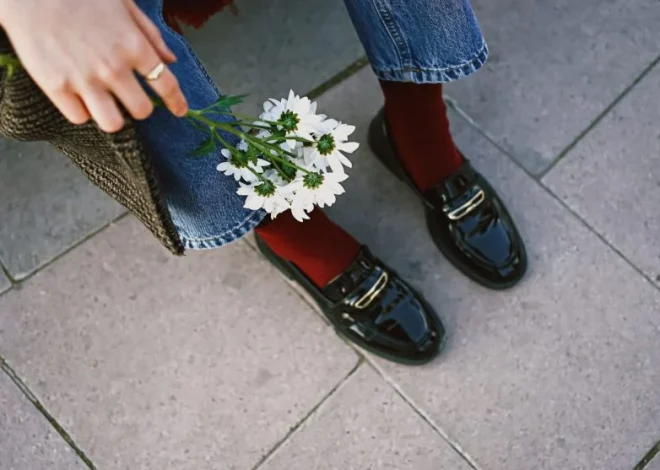 Why One Repeated Shoe Shape Can Make Everyday Outfits Feel More Consistent