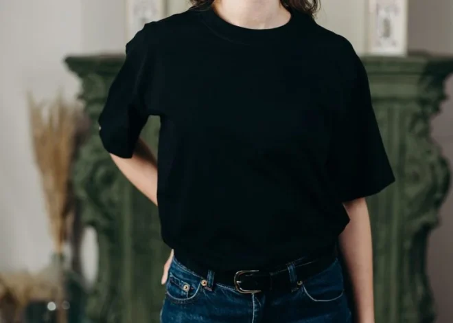 Why Softer Shoulder Structure Is Becoming a More Useful Trend in Everyday Dressing