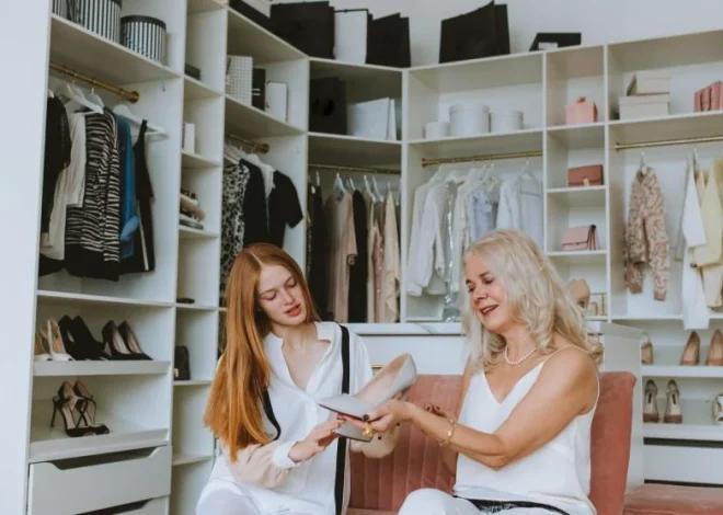 Why One Weekly Outfit Check Can Make the Rest of the Closet Feel Much More Useful