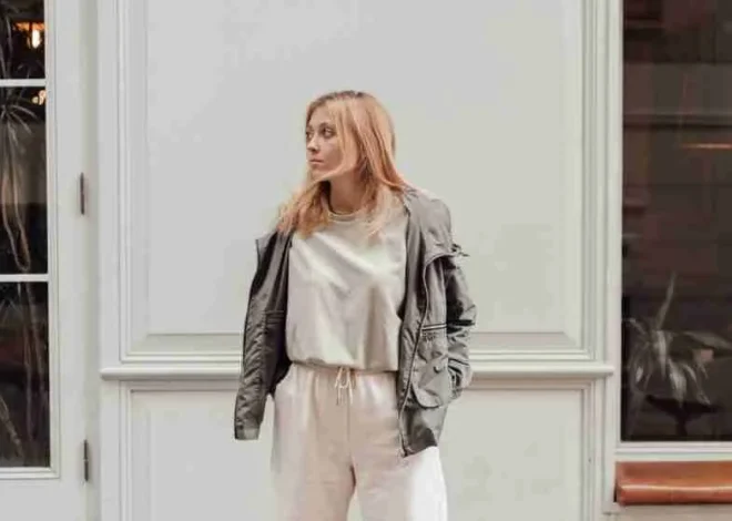 Why Softer Outfit Symmetry Is Becoming a More Useful Trend in Everyday Dressing