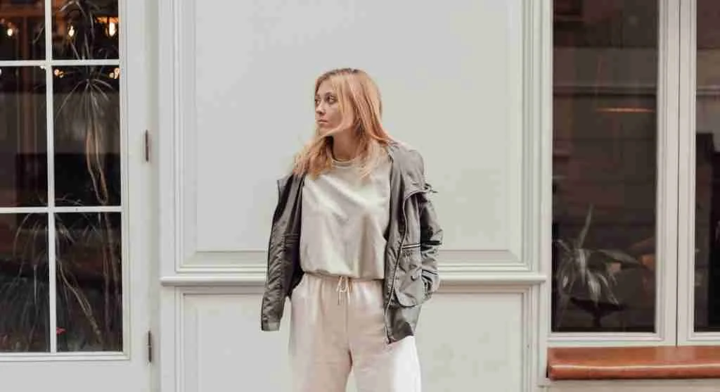 Why Softer Outfit Symmetry Is Becoming a More Useful Trend in Everyday Dressing