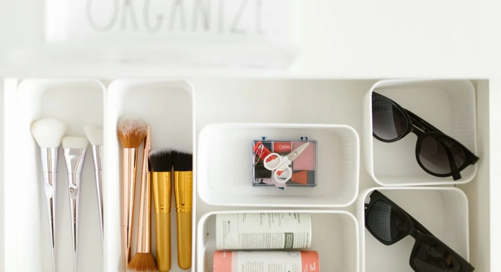 Why One Small Ready Tray Can Make Daily Grooming Products Much Easier to Use